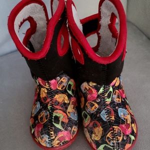 BOGS  BOOTS